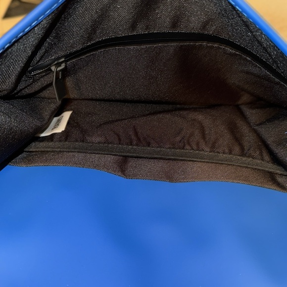 Rains Backpack NWT - Picture 6 of 6